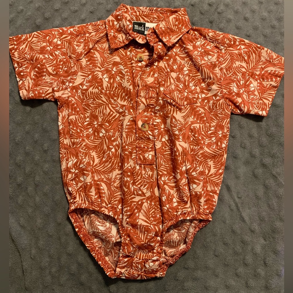 Jungle Leaves Burnt Orange Onesie from Mick Mack in 6-9M